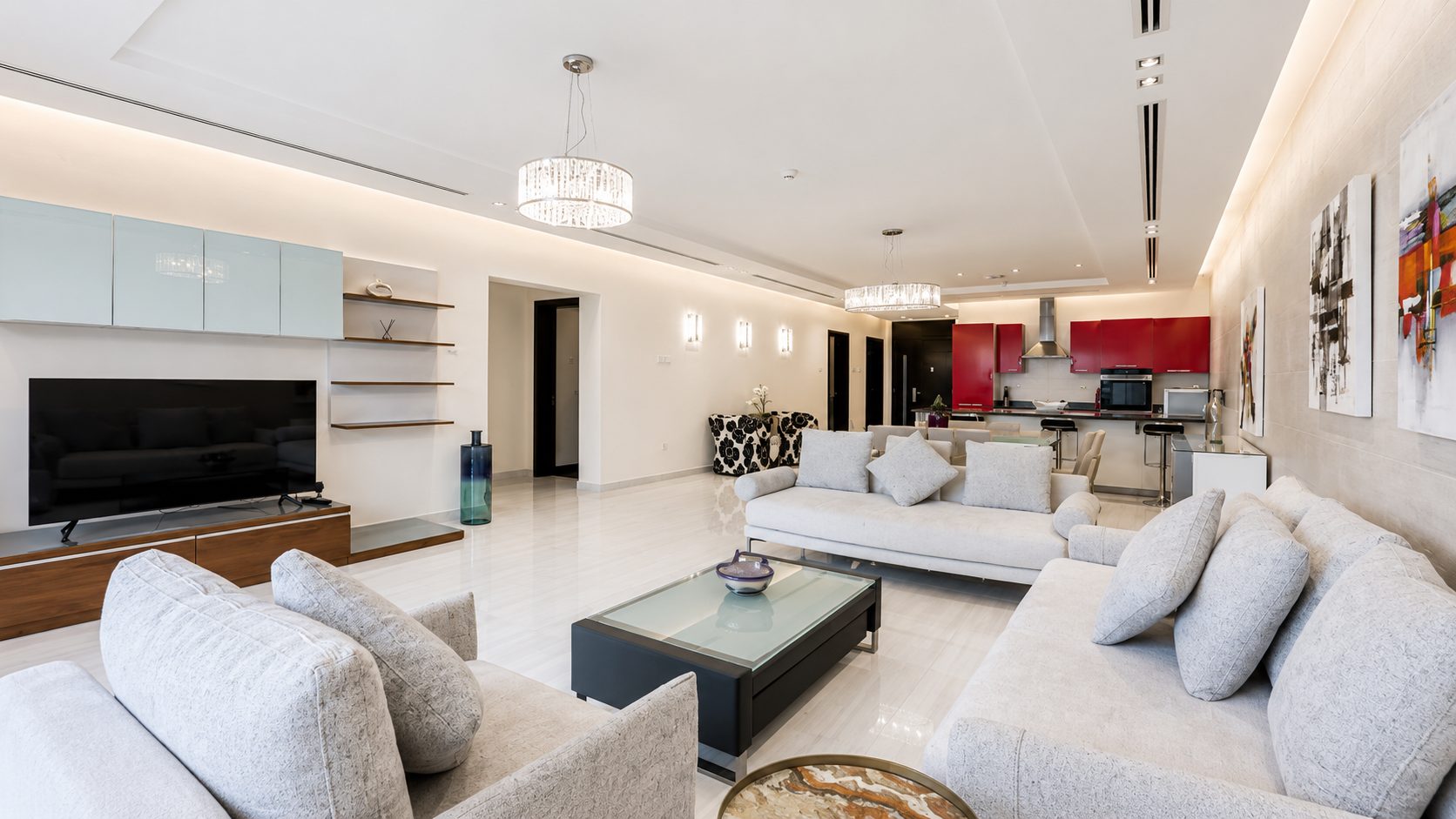 Three Bedroom Apartment with Waterfront Views