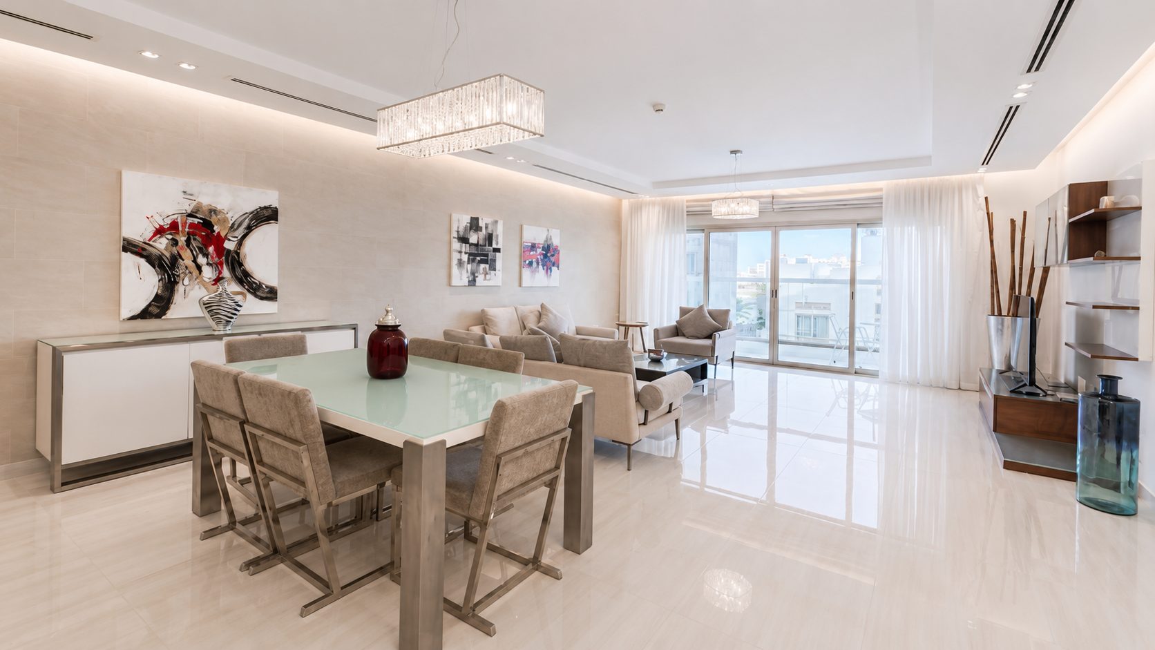 Three Bedroom Apartment with Waterfront Views
