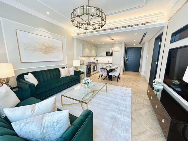 One-Bedroom Apartment with Shared Pool Access