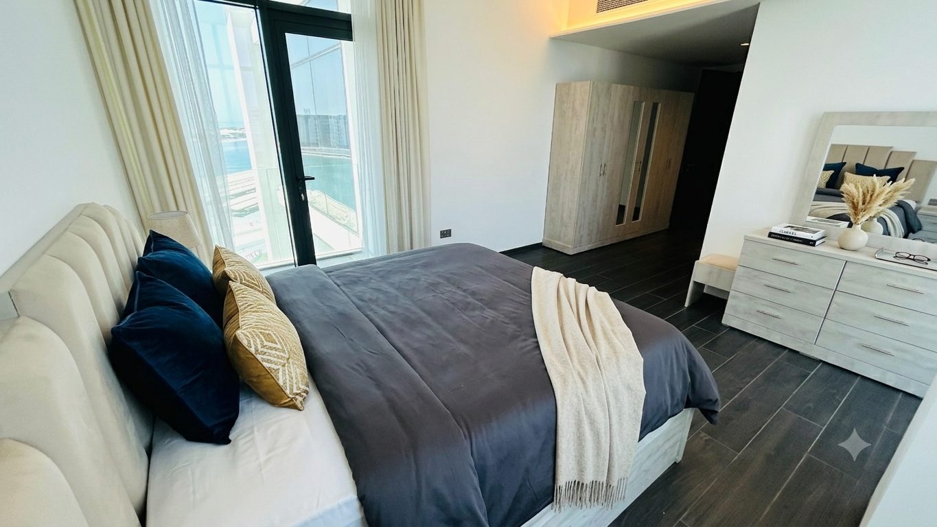 Two-Bedroom Apartment with Shared Pool and Gym