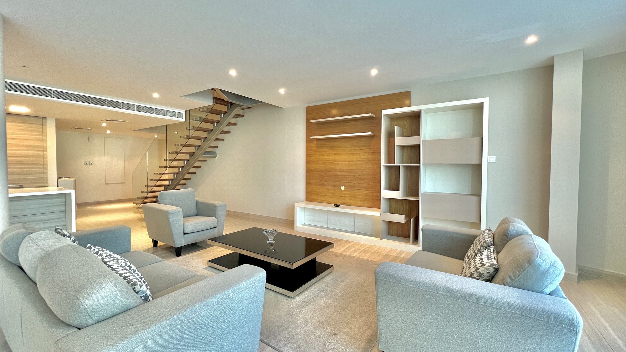 Three-Bedroom Duplex with Maid Room and Pool