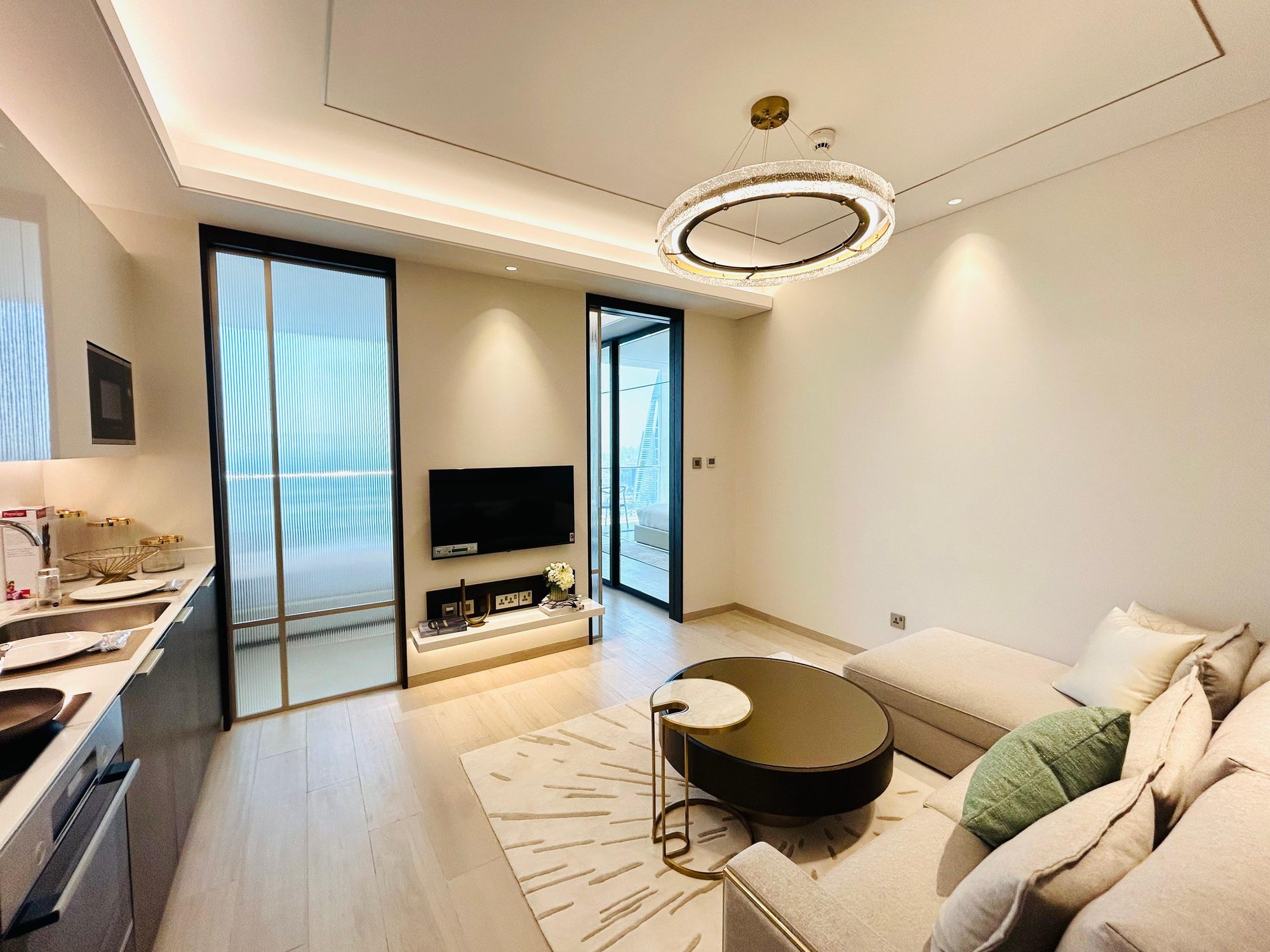 One Bedroom Apartment with Shared Pool and Gym
