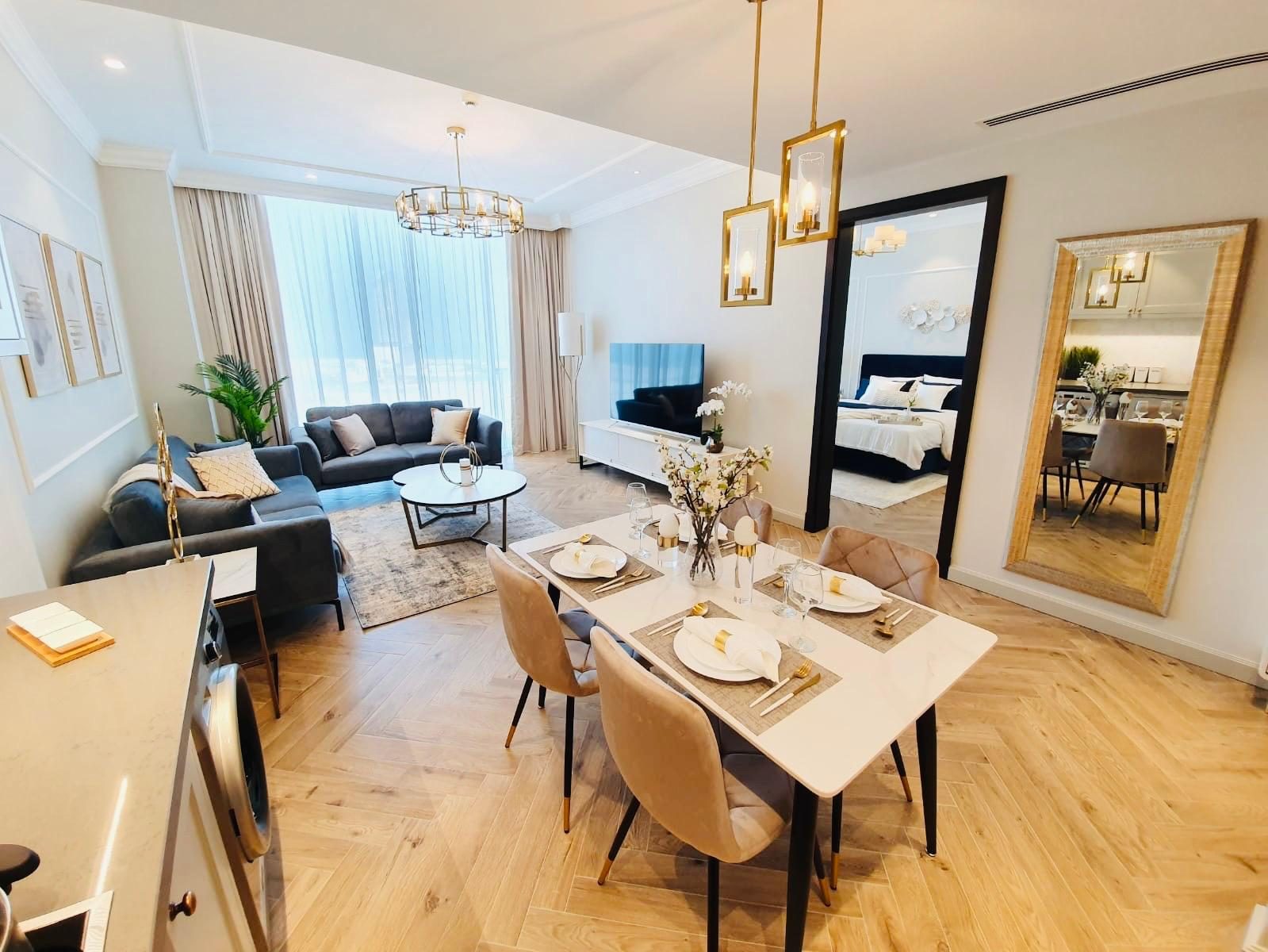 One-Bedroom Apartment with Dual Bathrooms