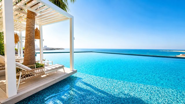 1-Bedroom Apartment with Shared Pool and Gym