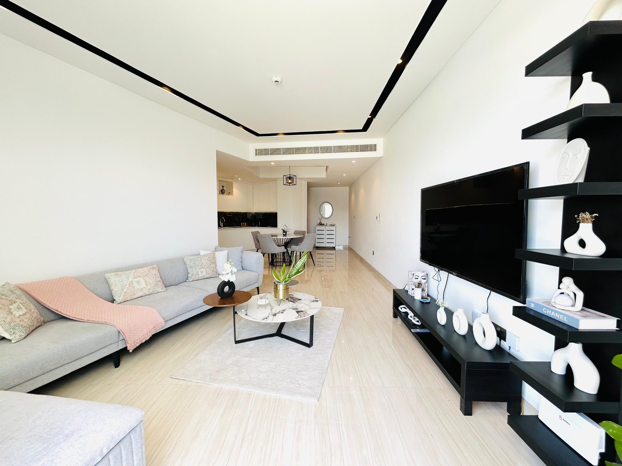 Two Bedroom Fully Furnished Apartment with Pool Access