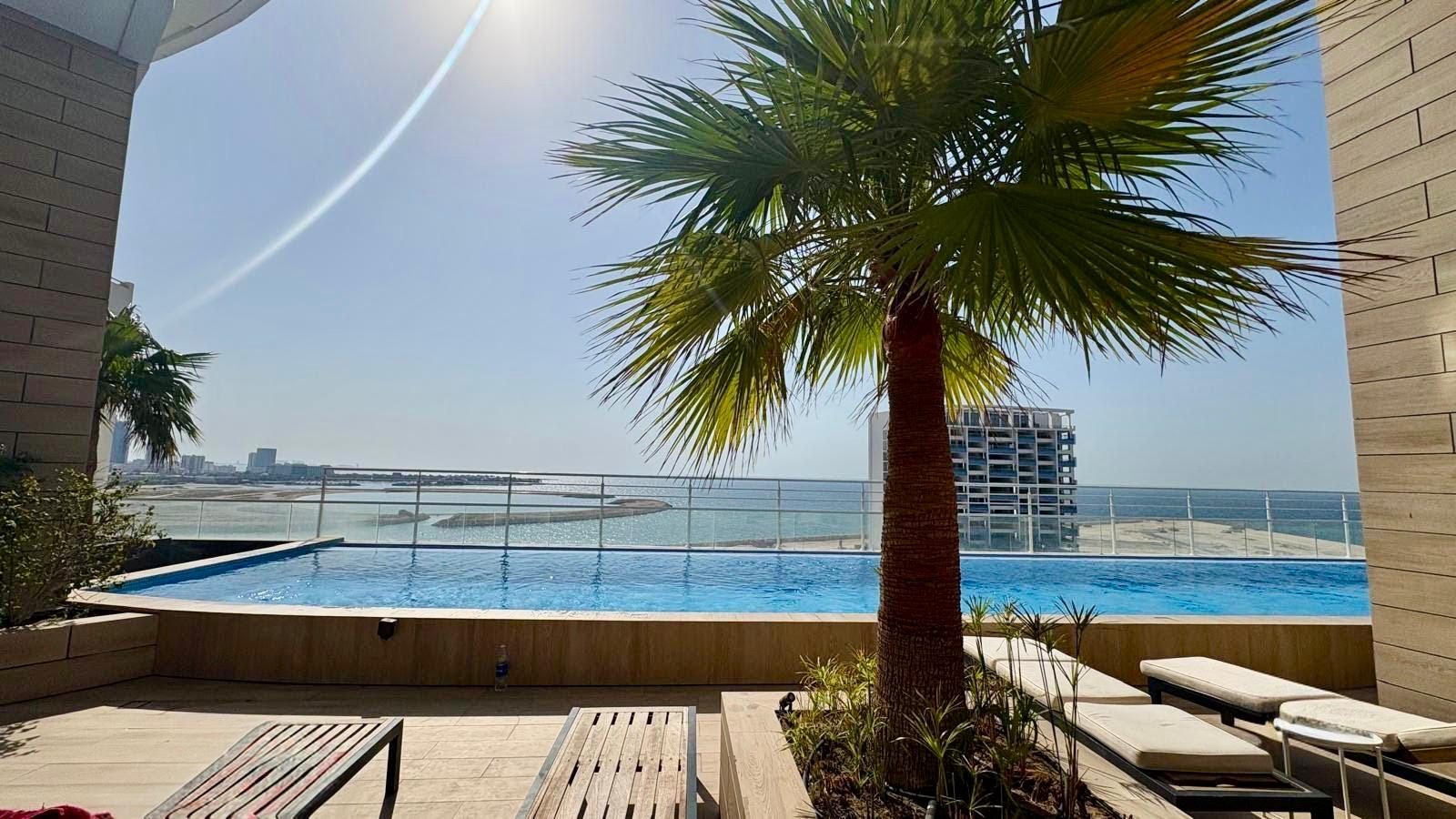 Studio Apartment with Water View and Gym