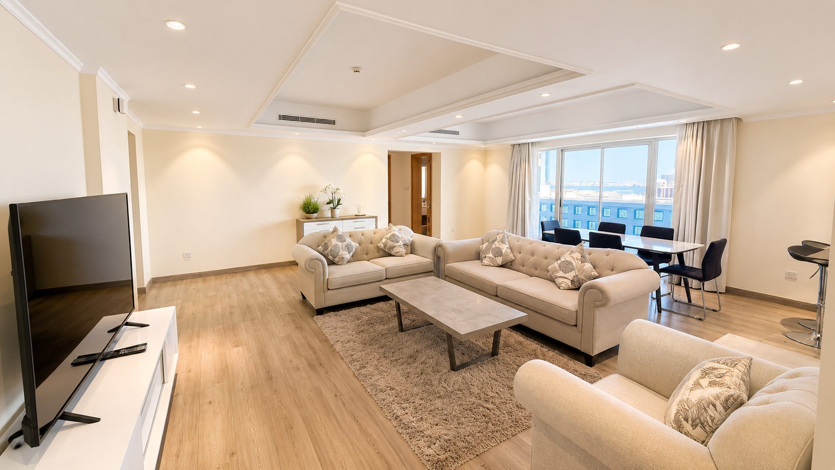 Three Bedroom Apartment with Four Bathrooms