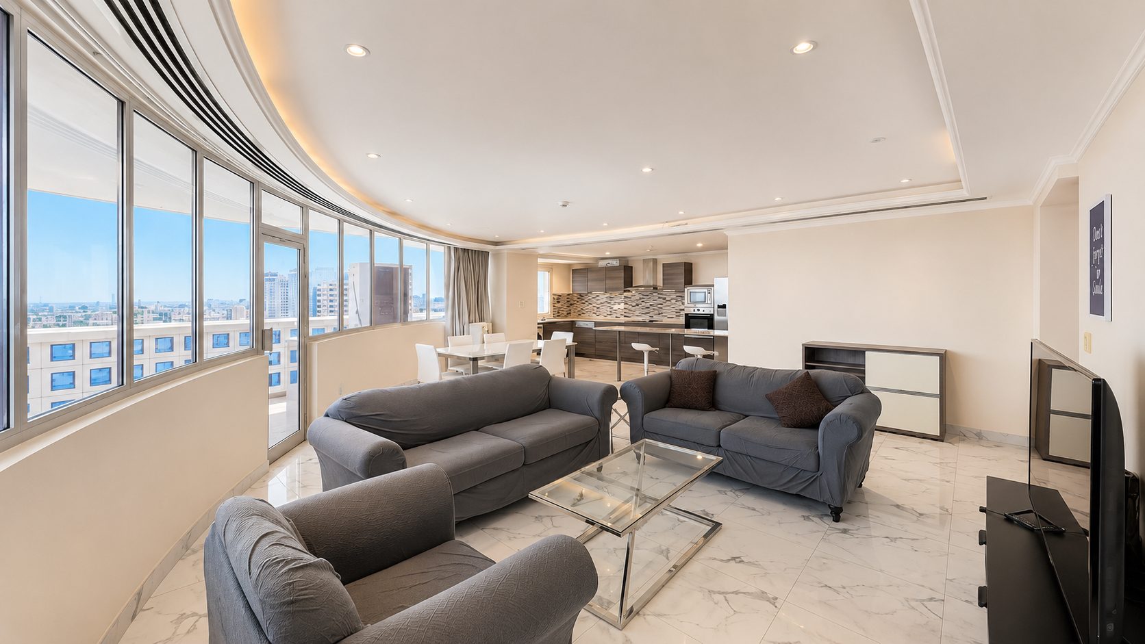 Two-Bedroom Apartment With Pool and Gym Access