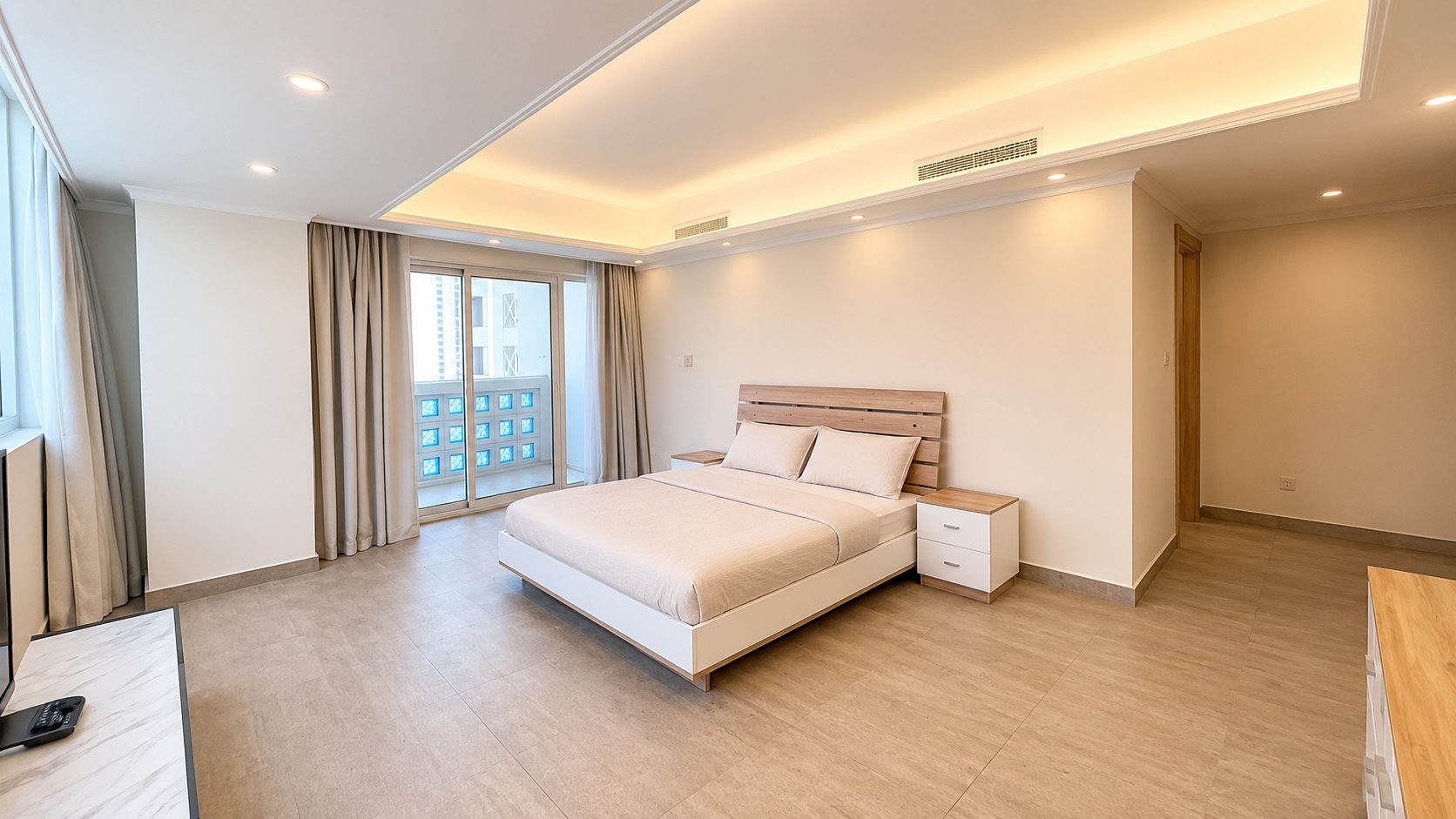 Two-Bedroom Apartment with Pool and Gym