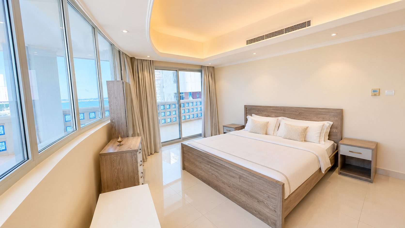 Three-Bedroom Apartment with Shared Pool and Gym