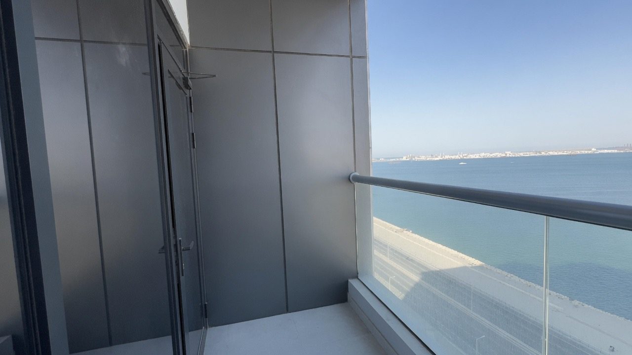 1 Bedroom Apartment with Water Views