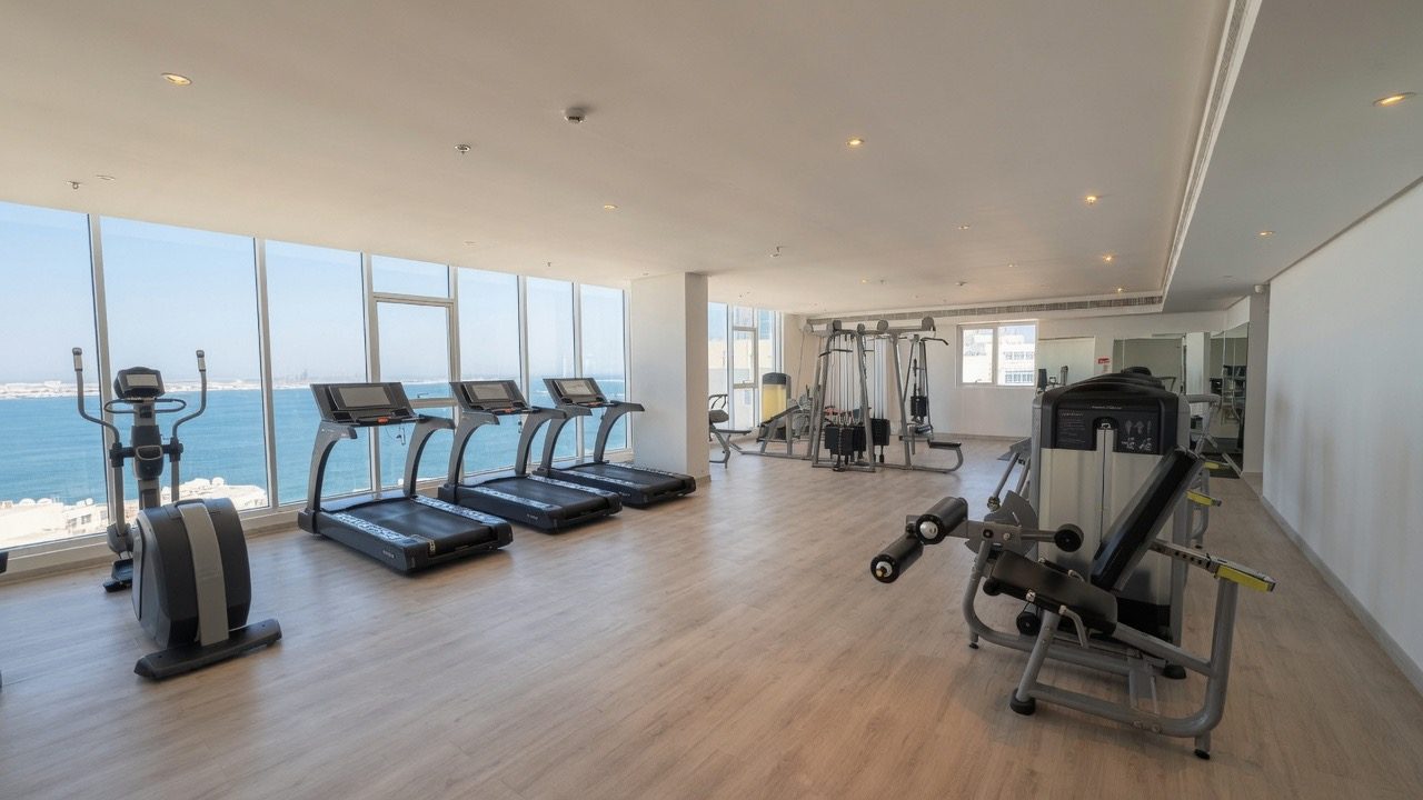 One-Bedroom Apartment with Pool and Gym Access