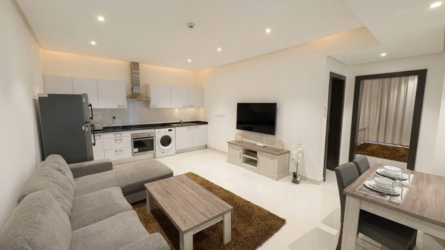 One-Bedroom Apartment with Pool and Gym Access