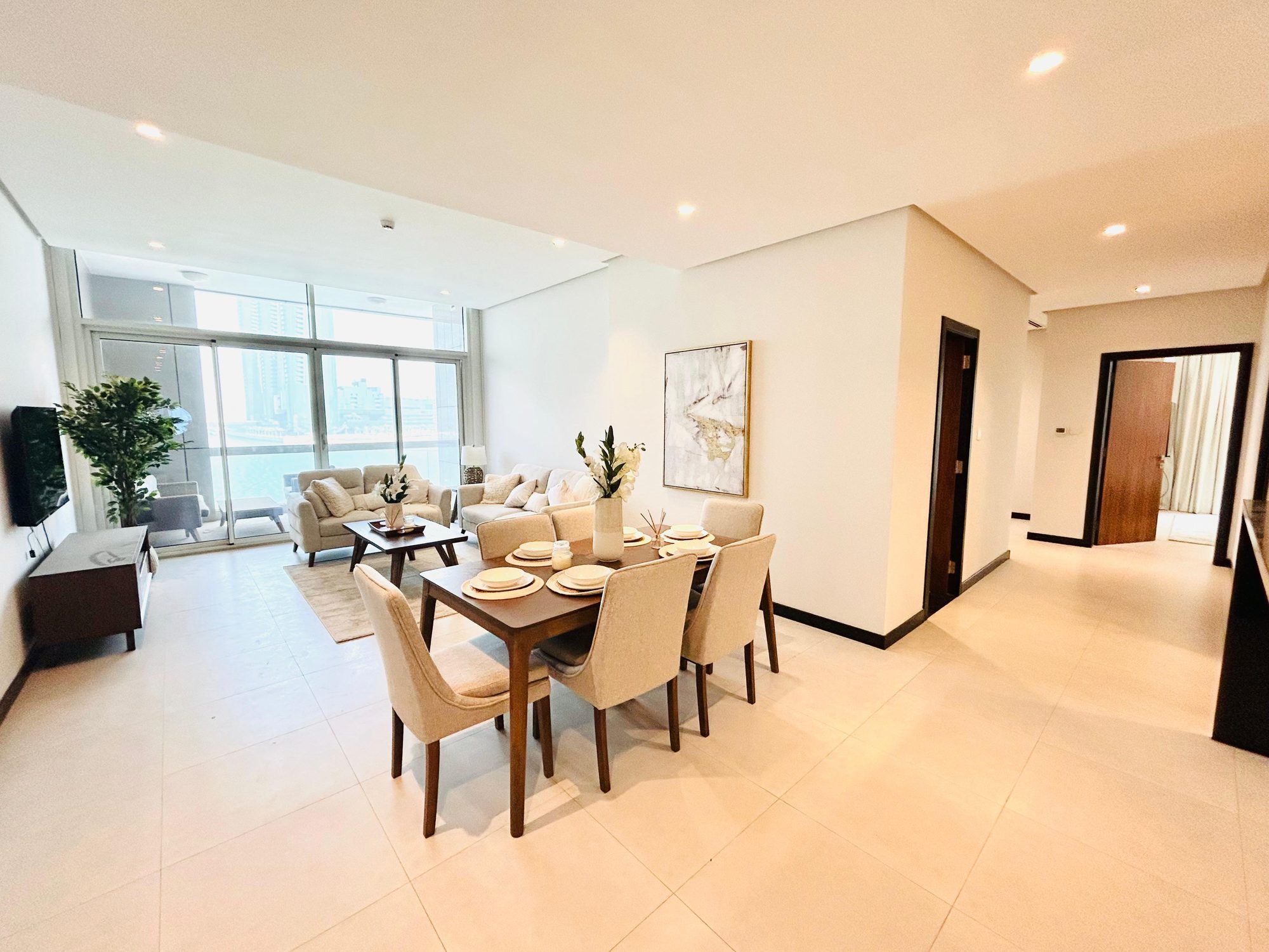 Three Bedroom Apartment with Full Amenities