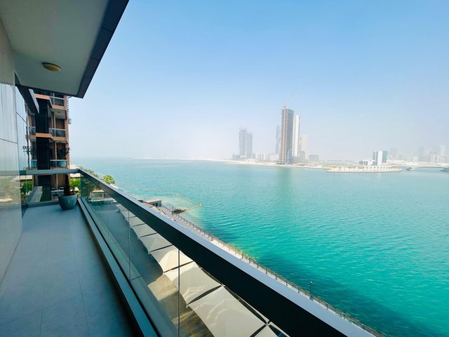 Three Bedroom Apartment with Full Amenities