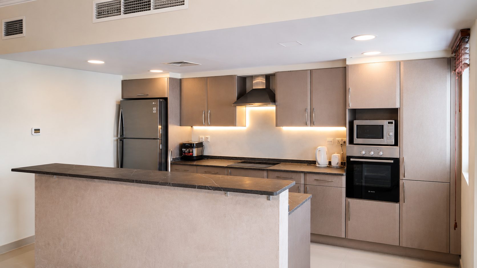 Two Bedroom Apartment with Private Garden