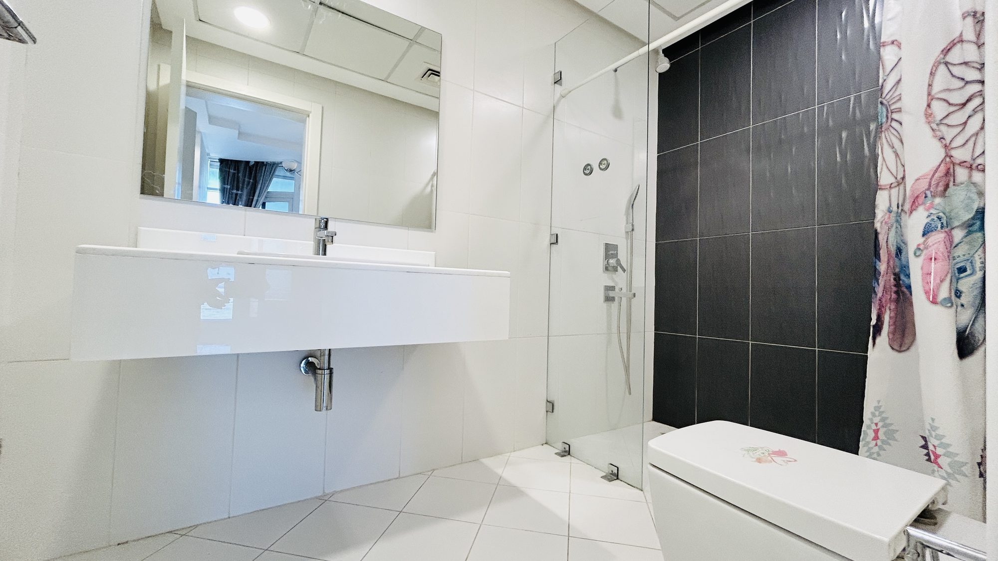 One-Bedroom Apartment, 80 sqm, Fully Furnished