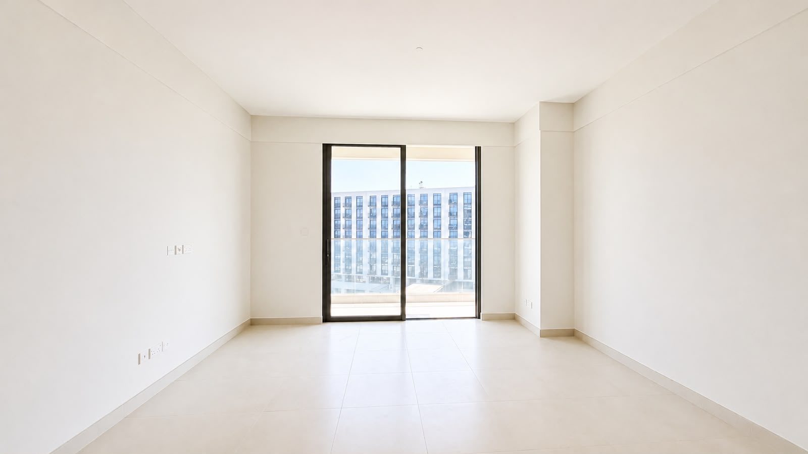 2 Bedroom Apartment with Water Views