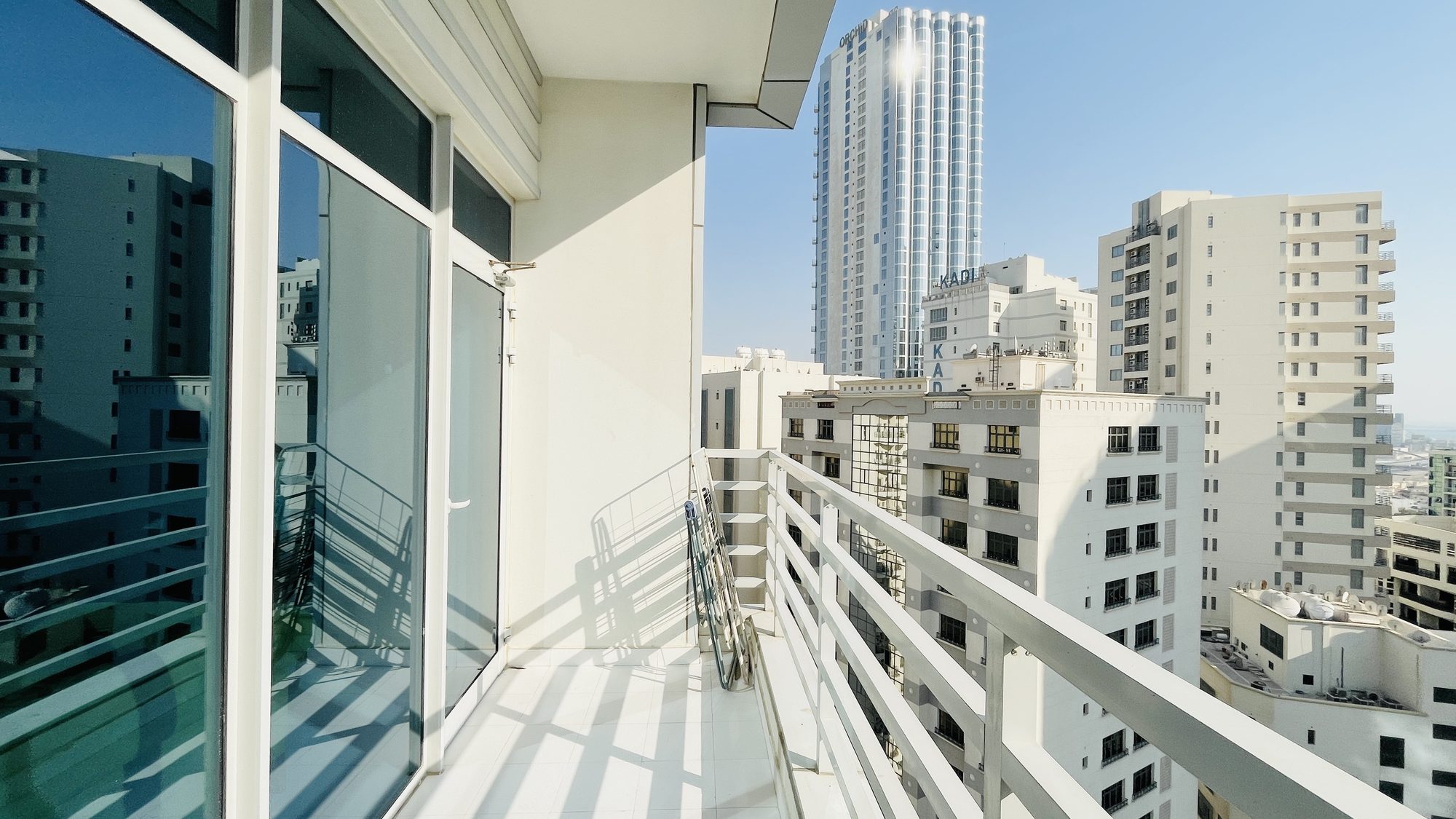 Two-Bedroom Apartment with Balcony and Pool