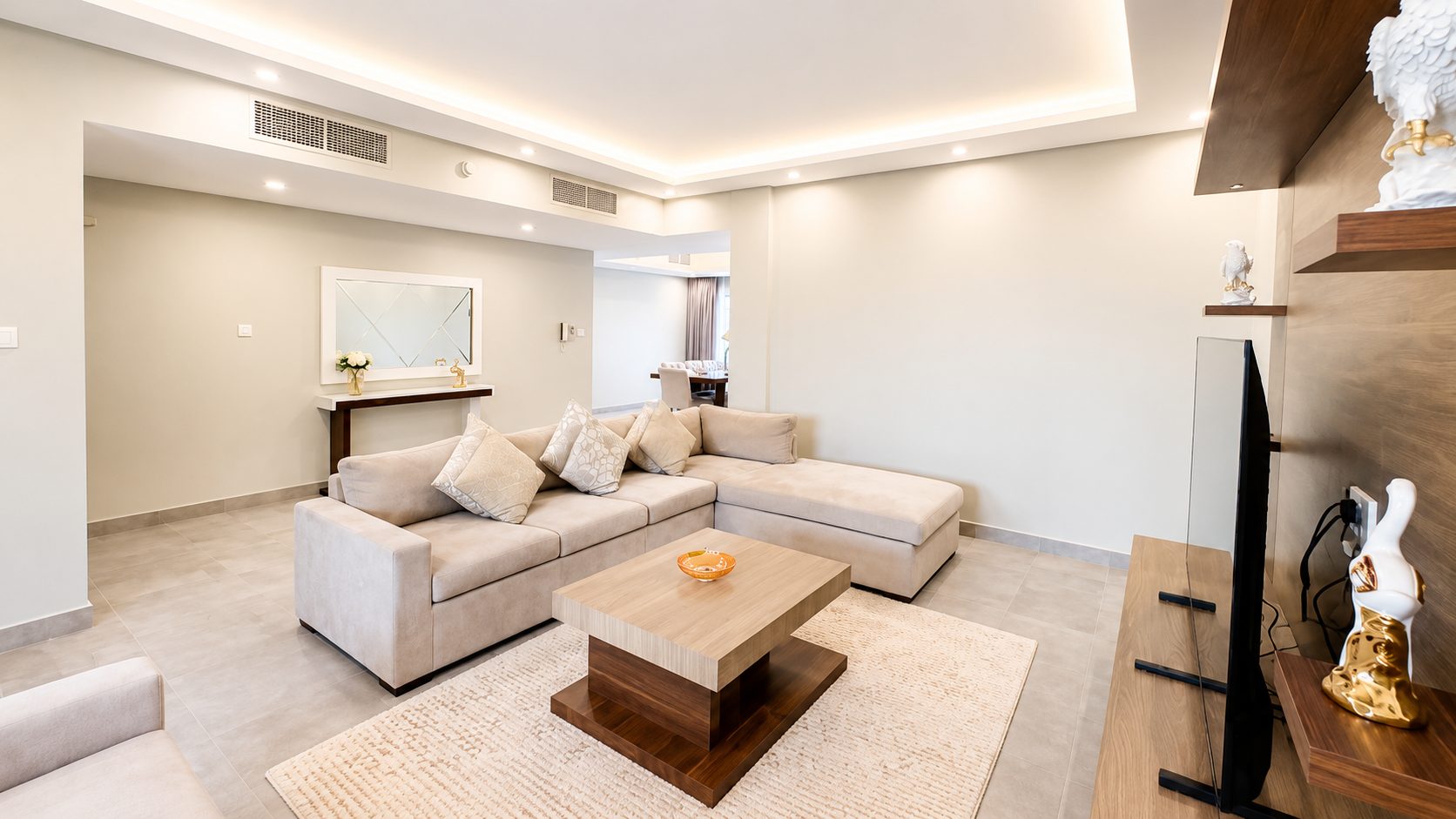 Four Bedroom Villa with Private Pool and Garden