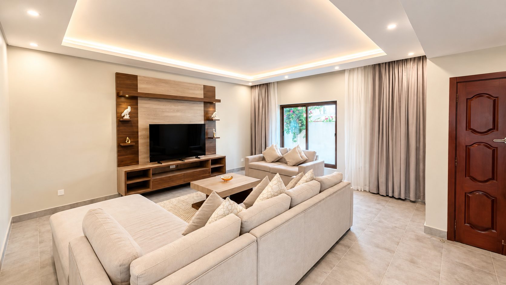 Four Bedroom Villa with Private Pool and Garden