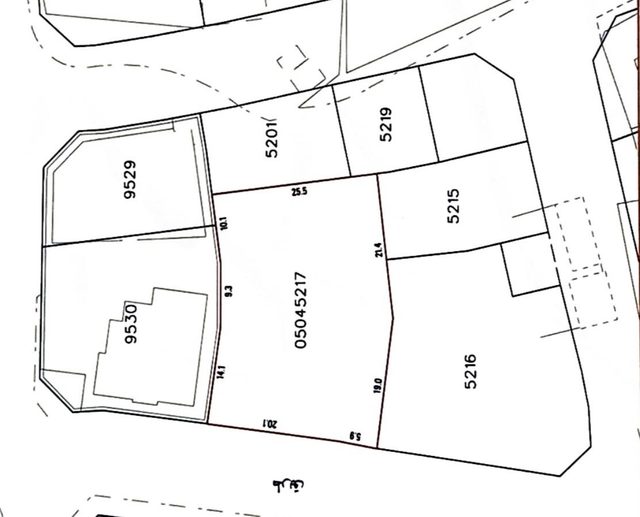 Residential Plot 945 sqm Zoned RB