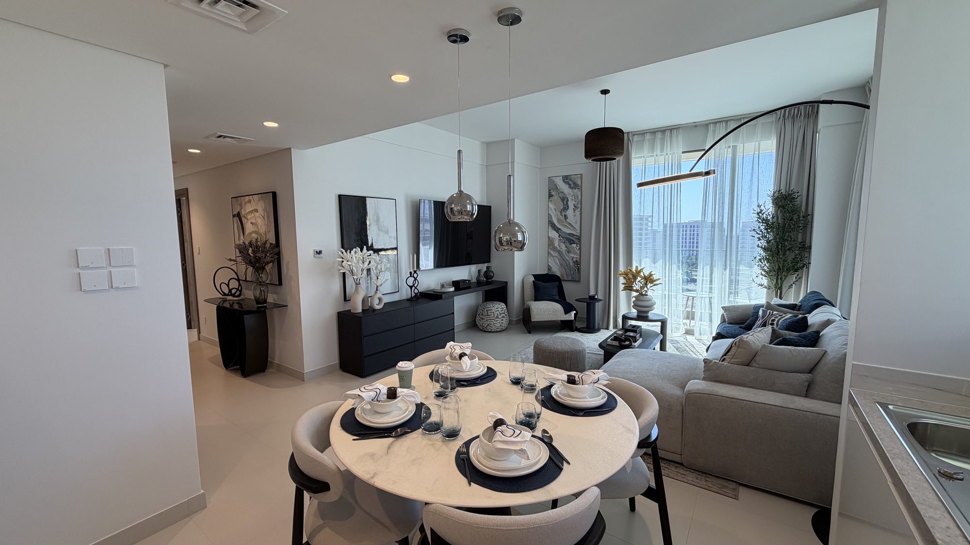 Two-Bedroom Apartment with Water Views and Parking