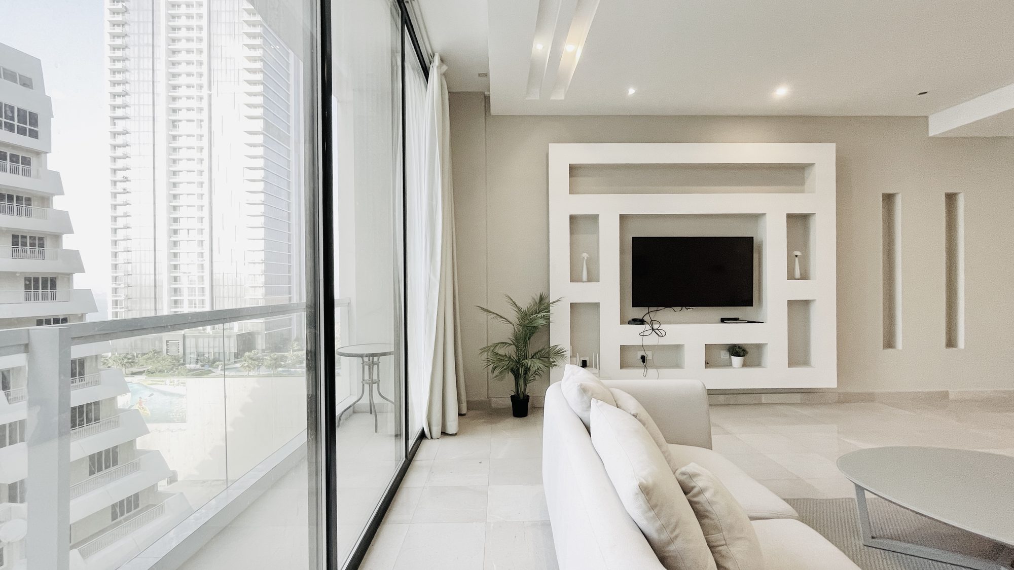 Two-Bedroom Duplex with Open Kitchen