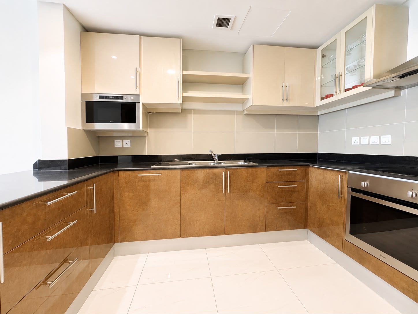 2-Bedroom Apartment with Maids Room