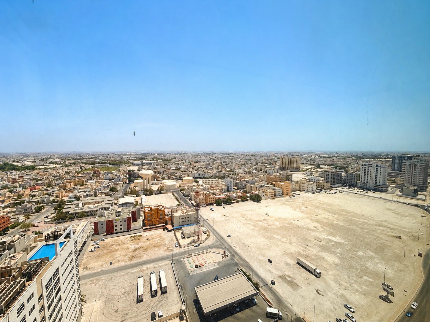 Two Bedroom Full Floor, 300 sqm, Semi-Furnished