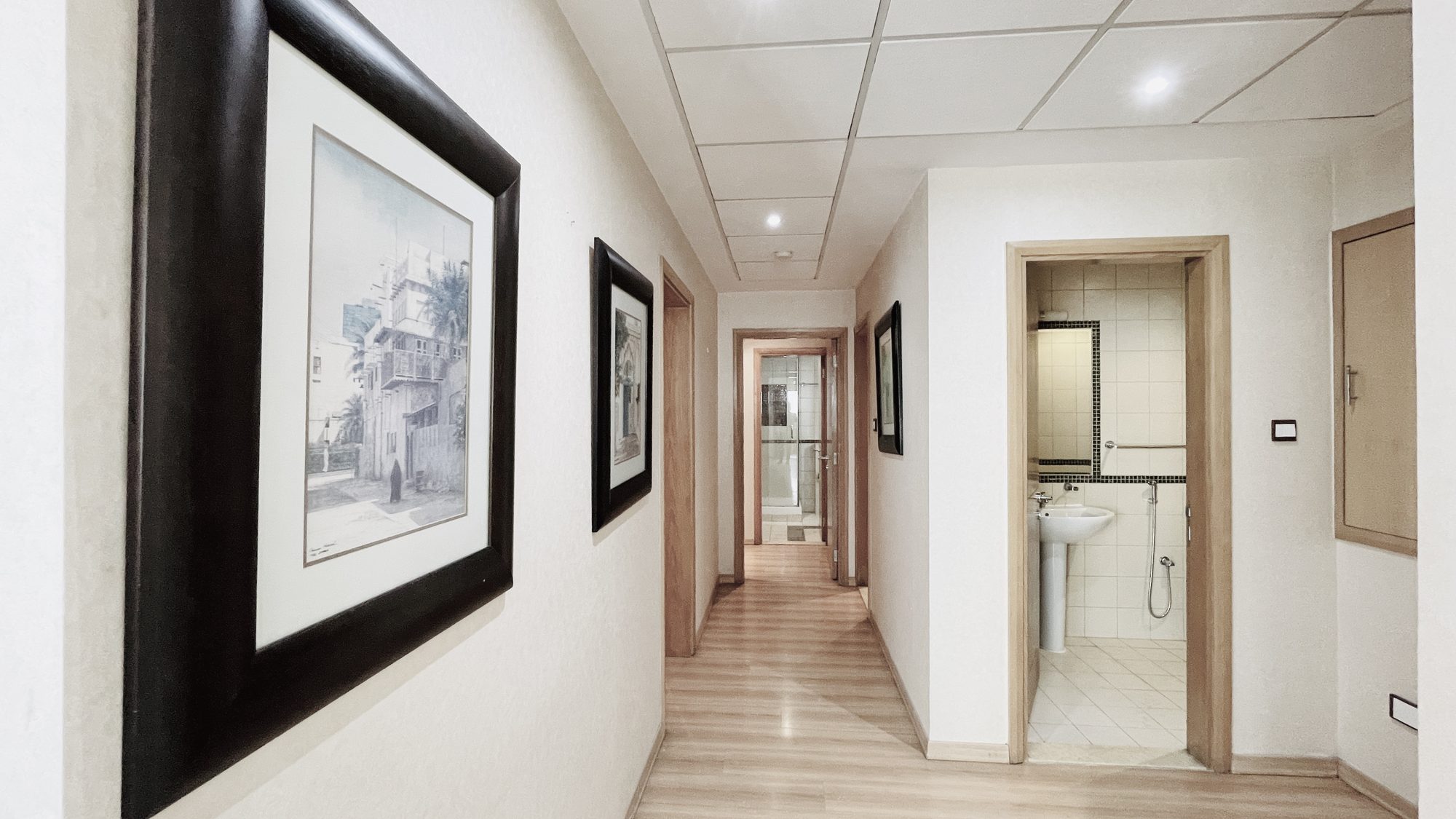 Two-Bedroom Apartment with Shared Pool and Gym