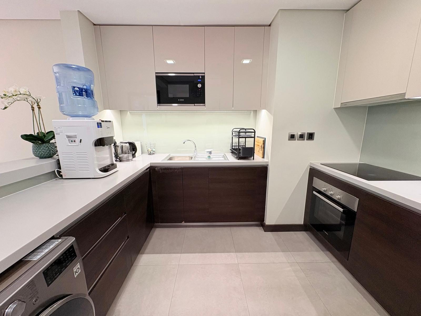 One-Bedroom Apartment with Dual Bathrooms