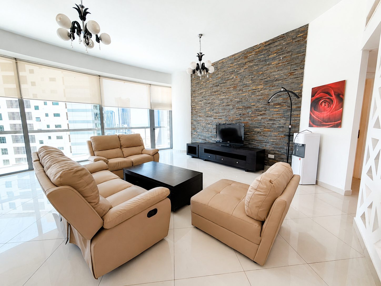 Two Bedroom Apartment with Balcony and Pool