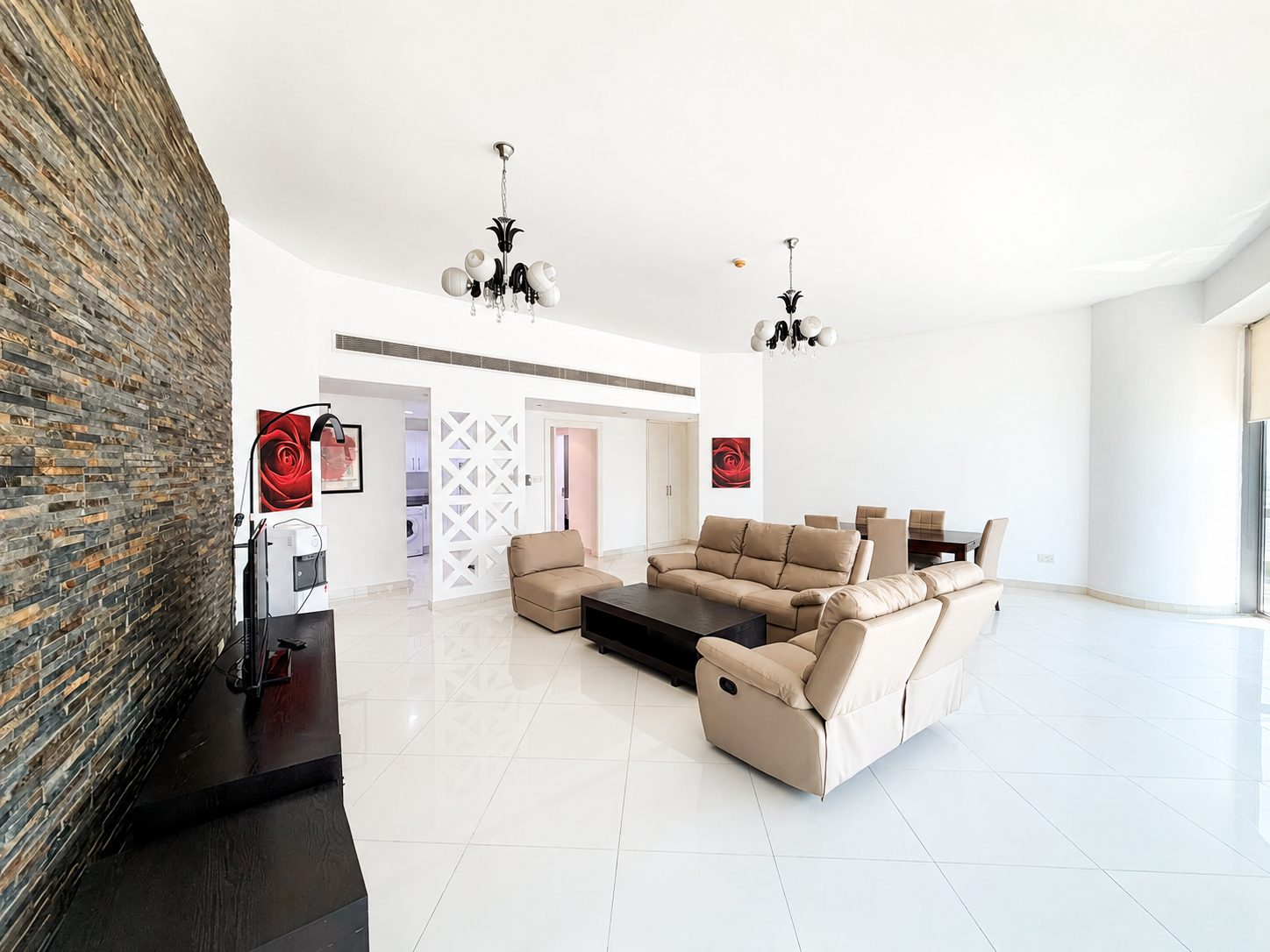 Two Bedroom Apartment with Balcony and Pool