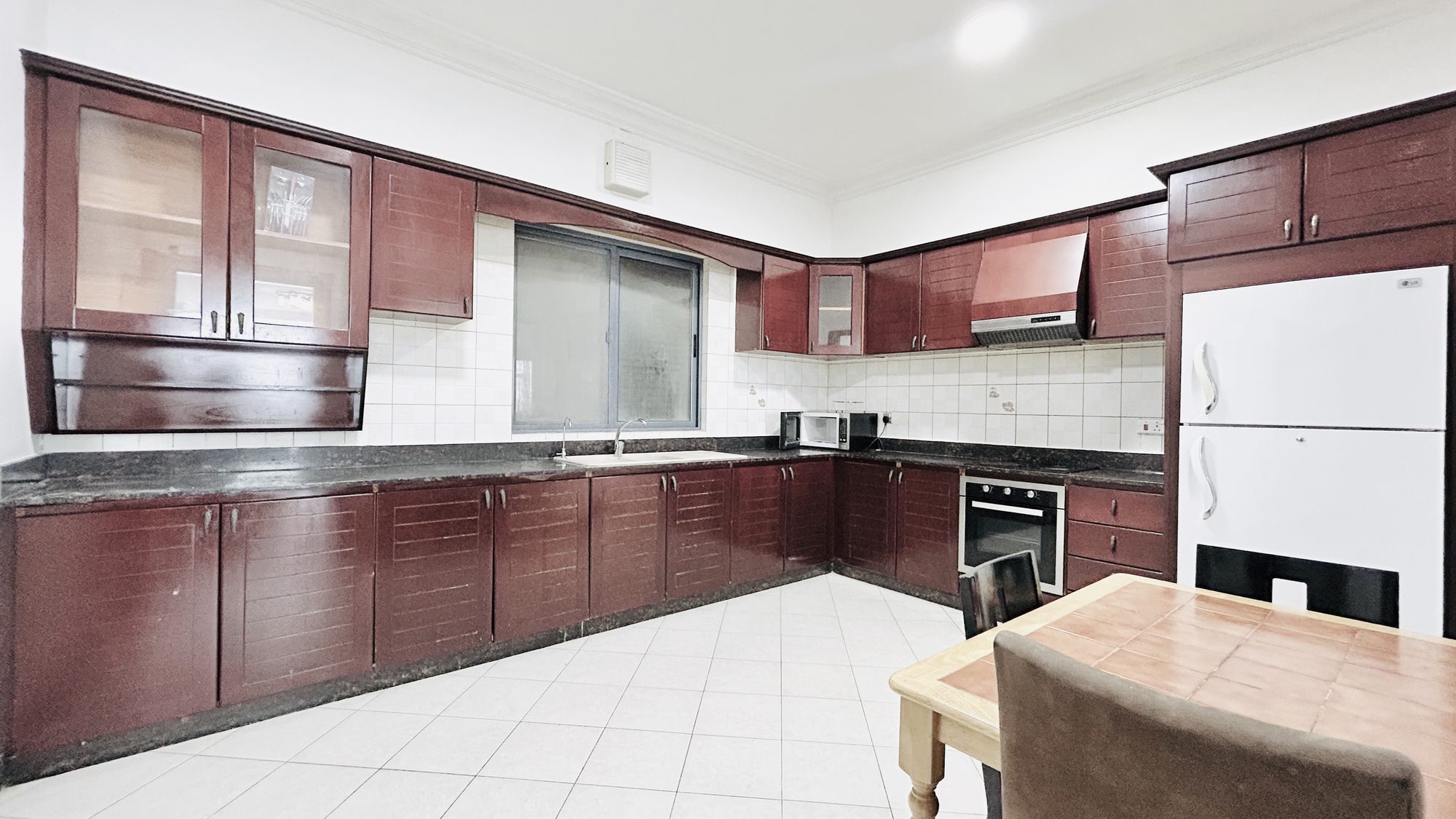Three Bedroom Apartment, 135 sqm, Fully Furnished