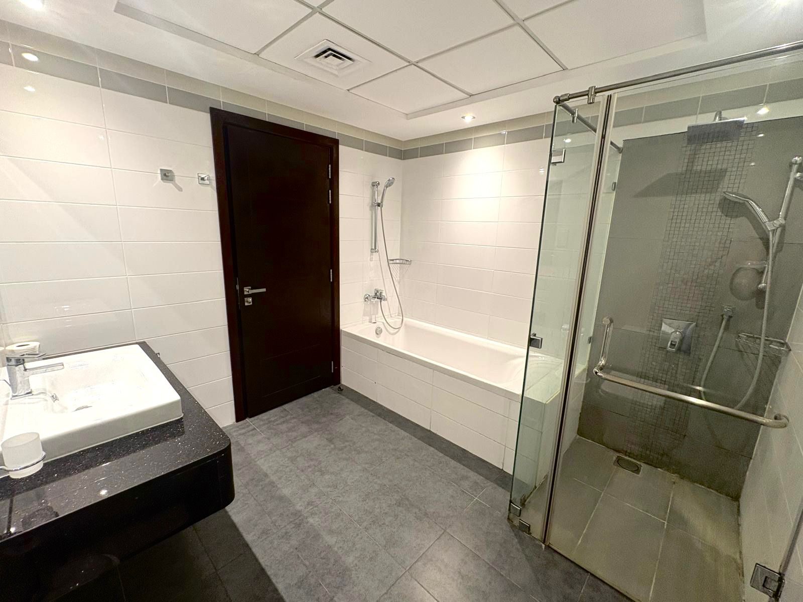 Two-Bedroom Apartment with Maid's Ensuite and Water View